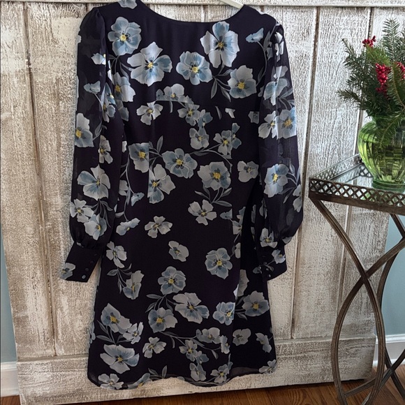 Cabi Ellery Dress - Picture 2 of 8